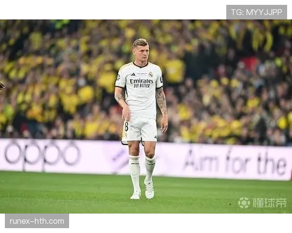 克罗斯中场组织力再现，助力球队逆转比赛状态回暖分析