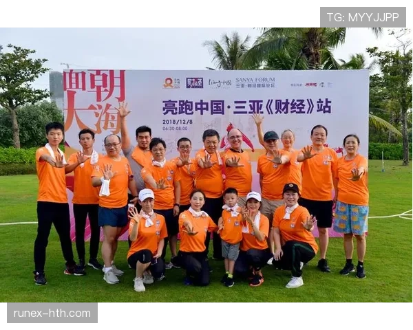 陈一冰这日常简直逆天，球场上拼命跑步，生活里能买下一栋别墅？